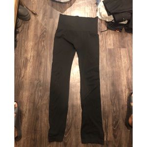 Straight Leg Black leggings SZ medium
